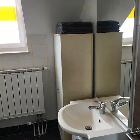 Farm stay Apartmaji Ozmec Cvetkovci *
